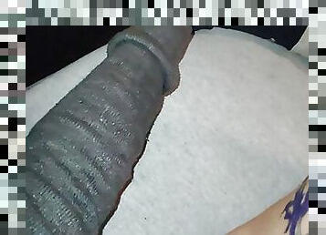 My boyfriend massage my beautiful feet (footfetish) and touching my pussy