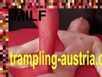 milf fishnet trample