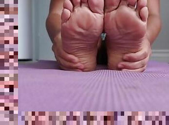 YOGA FEET VIEW