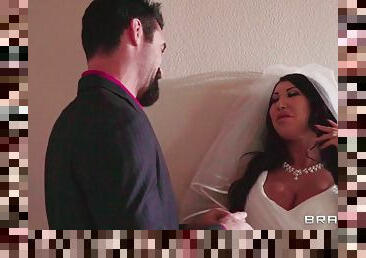 Busty bride gets hammered in the bathroom