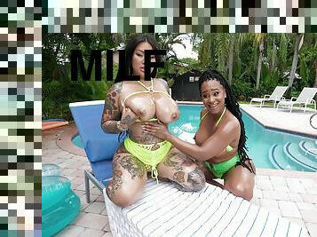 Sweet Colombian chicks smash tasty dong by the pool