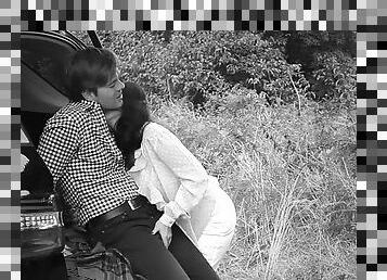 Couple outdoor in bw