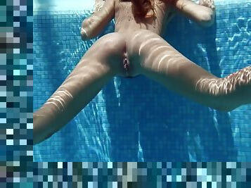 Tiffany Blonde Perfect Round Booty Teen Swims Underwater And Undresses