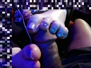 Sweet Feet Milf, Mom Footjob, Cum on Toe's