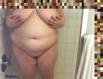Bbw big tits bath