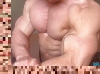 Roided Bodybuilder Hunk Flexes Veiny Muscles