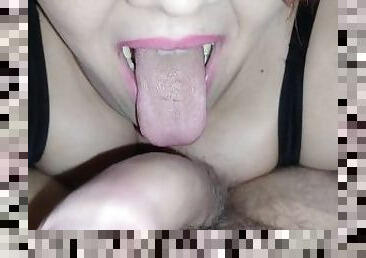 Stepmom tongue and dick play