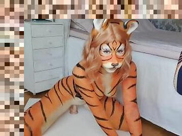 Tiger bodypaint - Dildo riding and BJ - MisaCosplaySwe