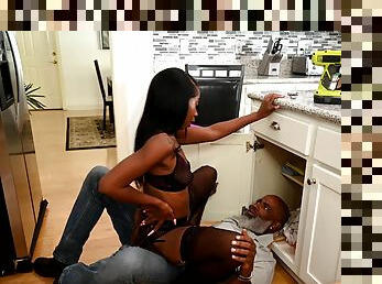 Sweet ebony loudly rides older plumber's BBC in premium angles