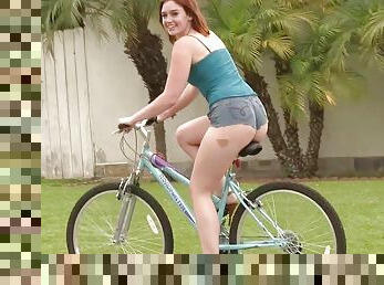 Jodie Taylor goes from riding a bike to riding a big dick in minutes! - BANG