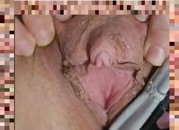 La rubia española,milf española cuerpazo y su gran clitoris