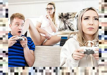 Hot Nerd Cucks Gamer Girlfriend Video With Van Wylde, Heather Honey - RealityKings