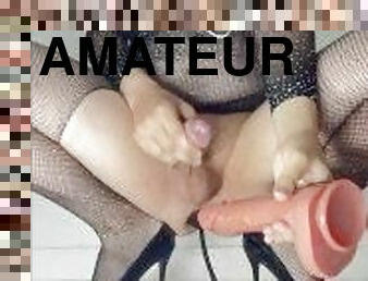 onani, brystvorter, amatør, cumshot, leke, handjob, bdsm, fetisj, alene