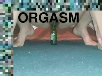 masturbácia, orgazmus, striekanie-squirt, amatérske, teenagerské, hračky, turecké, sólo