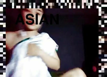 Asian show pussy