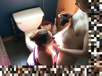 Bbw Missy Gives Hubby Sloppy Blowjob On Bathroom Floor